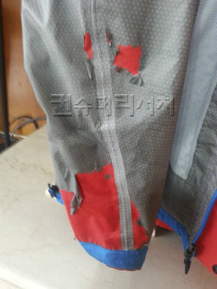 코팅막이 탈락한 내피 안감 상태.